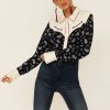 Women * | Sale Online Wrangler Women'S Navy Paisley Contrast Yoke Long Sleeve Snap Western Shirt