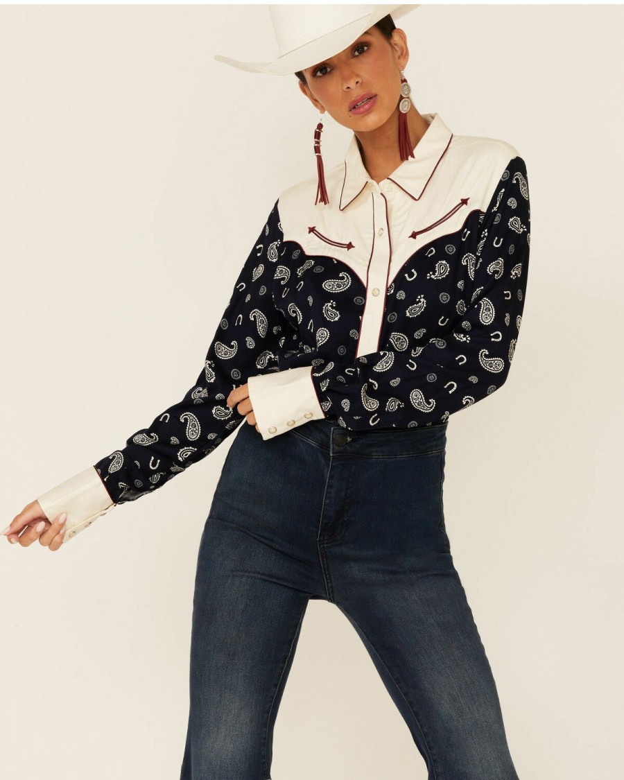 Women * | Sale Online Wrangler Women'S Navy Paisley Contrast Yoke Long Sleeve Snap Western Shirt